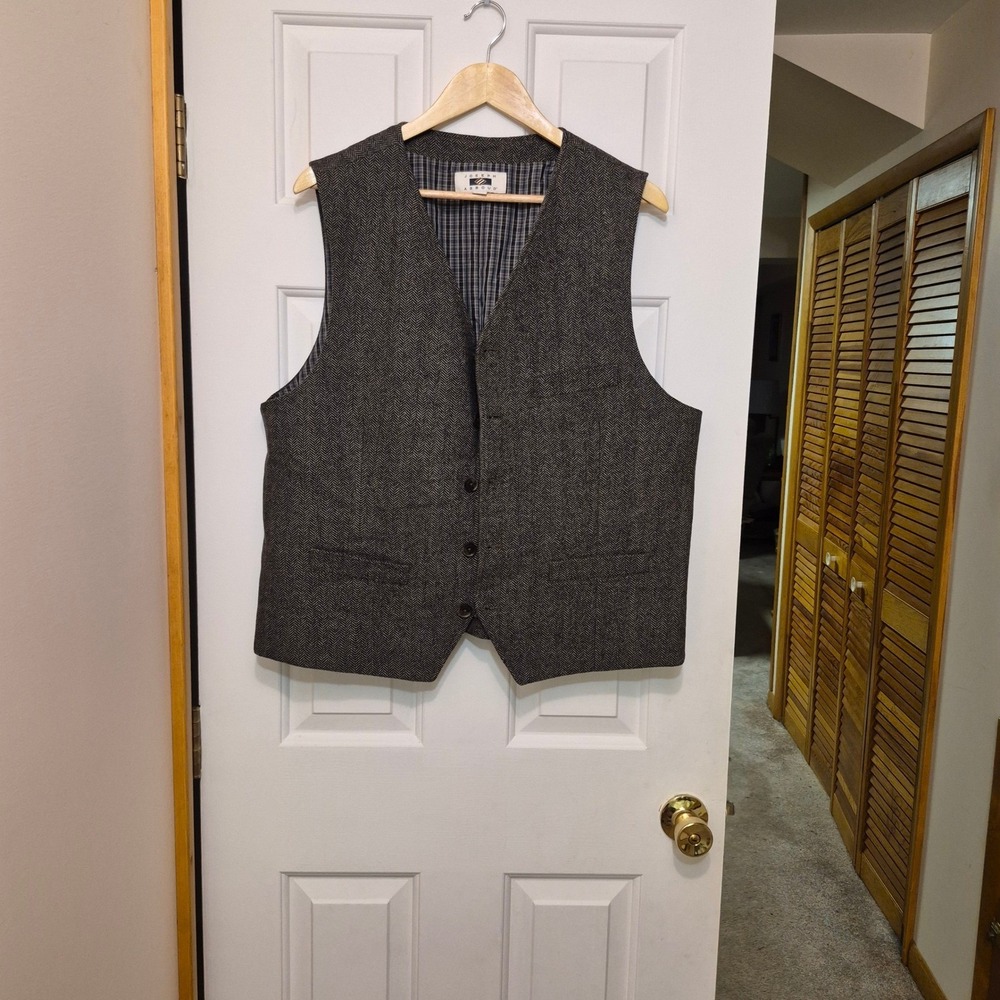 Joseph Abboud Mens Charcoal Gray Herringbone Wool Blend 4-Button Waistcoat Vest